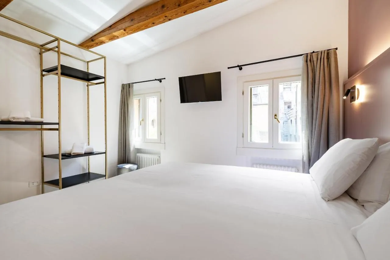 Apartment Ca' San Carlo Residence By Wonderful Italy Venice