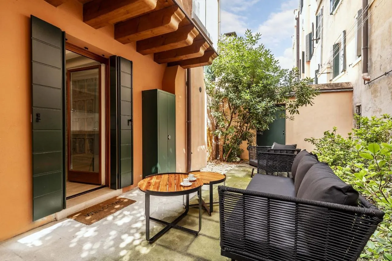 Ca' San Carlo Residence By Wonderful Italy Venice Italy